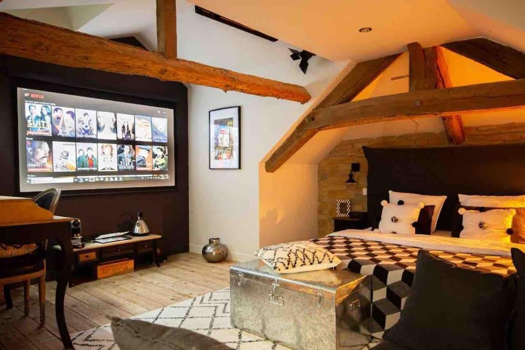 Appartement Le Loft Des Hospices : Centre/Parking/Vueriviere à Beaune  Extérieur photo